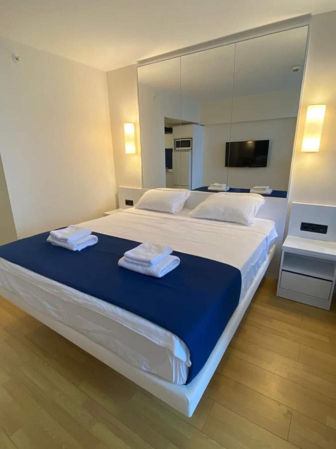 Apartment Merab1 Orbi City Батуми Екстериор снимка