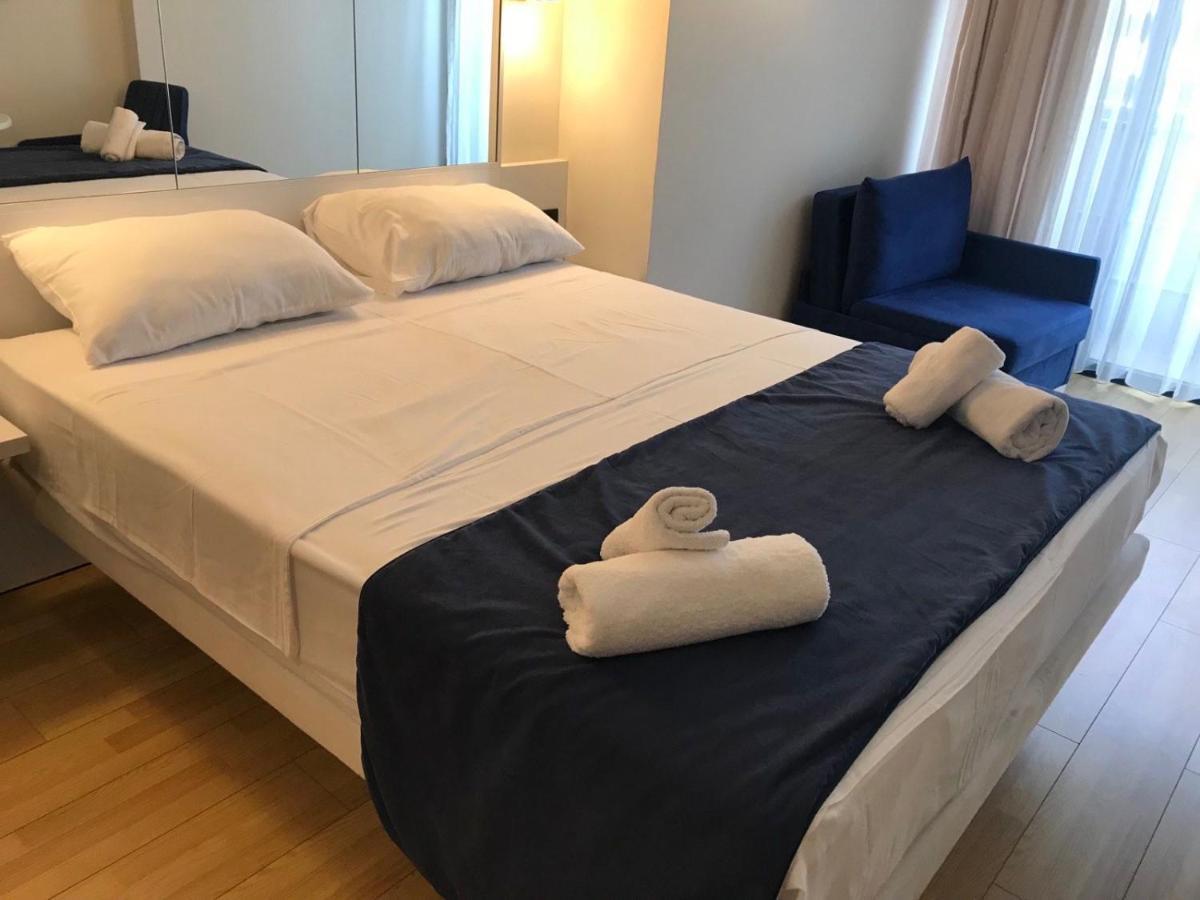 Apartment Merab1 Orbi City Батуми Екстериор снимка